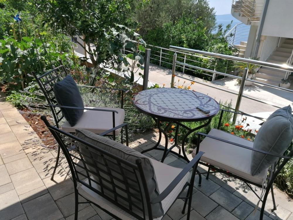 Apartmani Marinovic พอดโกรา ภายนอก รูปภาพ