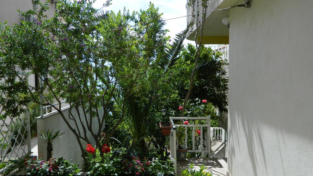 Apartmani Marinovic พอดโกรา ภายนอก รูปภาพ
