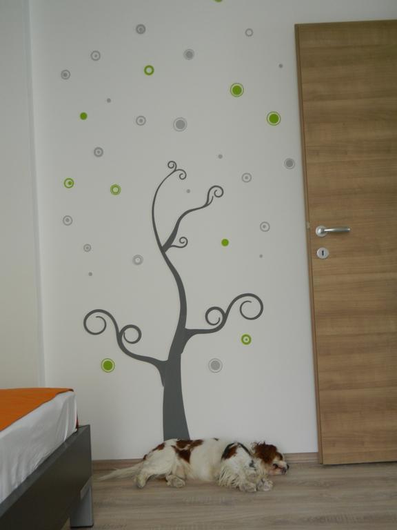 Apartmani Marinovic พอดโกรา ภายนอก รูปภาพ
