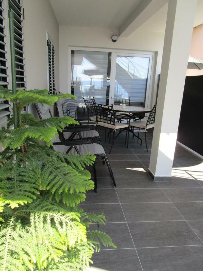 Apartmani Marinovic พอดโกรา ภายนอก รูปภาพ