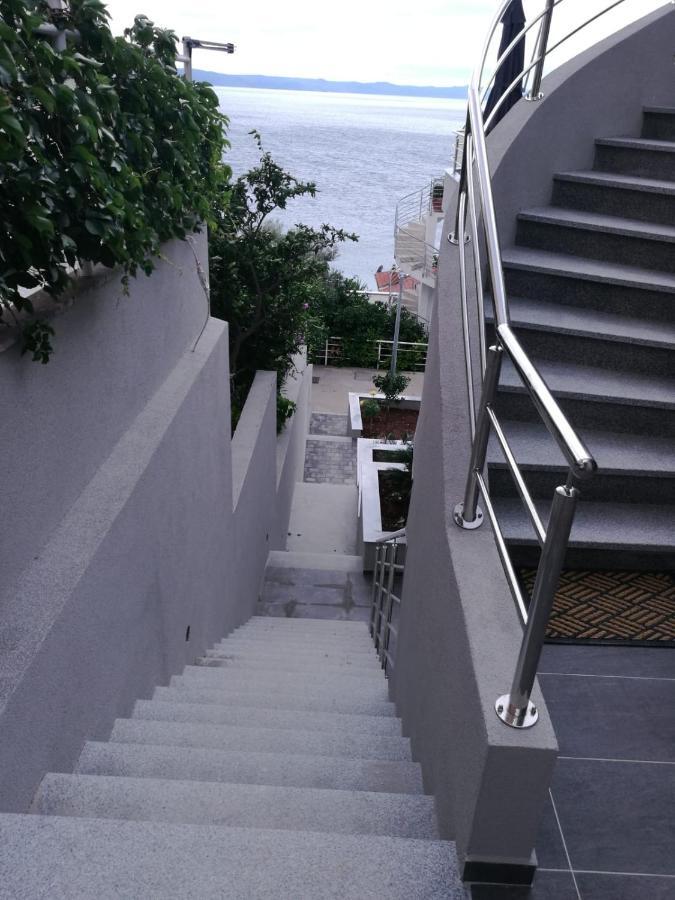 Apartmani Marinovic พอดโกรา ภายนอก รูปภาพ