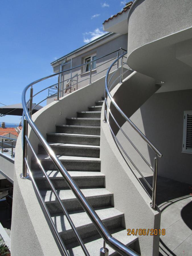 Apartmani Marinovic พอดโกรา ภายนอก รูปภาพ